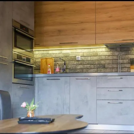 Luxury Rich 3 Apartament *